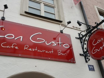 照片: Con Gusto